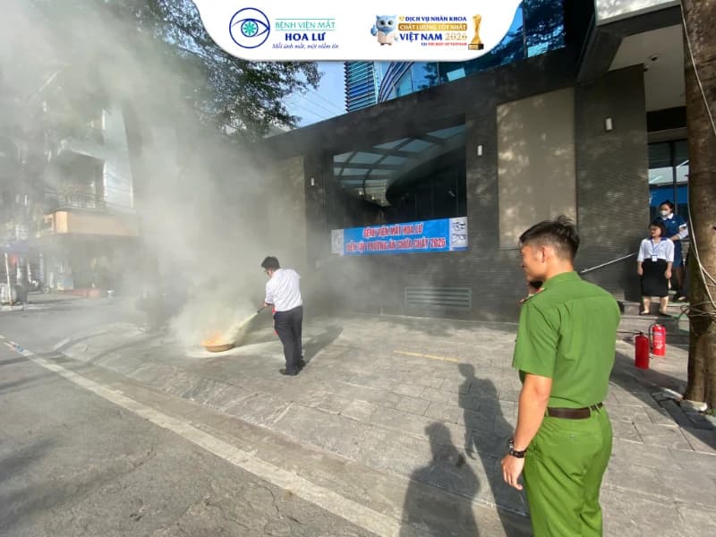 Bệnh viện Mắt Hoa Lư tổ chức huấn luyện nghiệp vụ PCCC & CNCH năm 2026