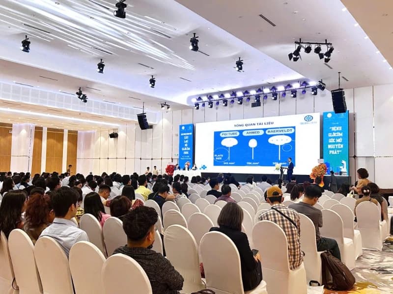 CHUYÊN GIA NHÃN KHOA CỦA TẬP ĐOÀN Y KHOA VISI BÁO CÁO TẠI HỘI THẢO GLÔCÔM 2026: KHẲNG ĐỊNH NỀN TẢNG CHUYÊN MÔN TRONG ĐIỀU TRỊ GLÔCÔM PHỨC TẠP.