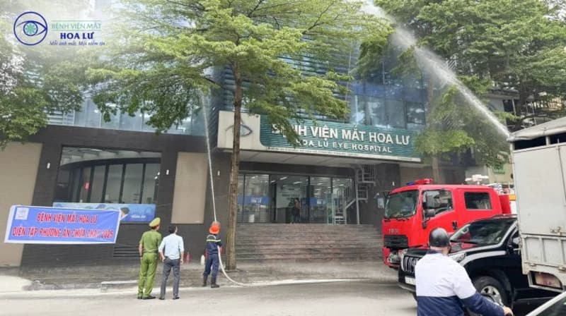 BỆNH VIỆN MẮT HOA LƯ TỔ CHỨC TẬP HUẤN VÀ DIỄN TẬP PHÒNG CHÁY CHỮA CHÁY (PCCC) CHO TOÀN THỂ NHÂN VIÊN